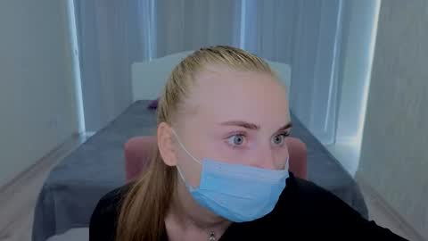 lukeriamoon online show from 09/13/25, 05:40