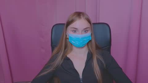 lukeriamoon online show from 10/06/25, 03:31