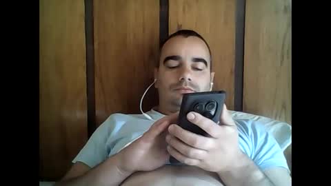 Snapshot of lukixxxx chatting on 11/05/25, 08:47 lukixxxx online show from 11/05/25, 08:47