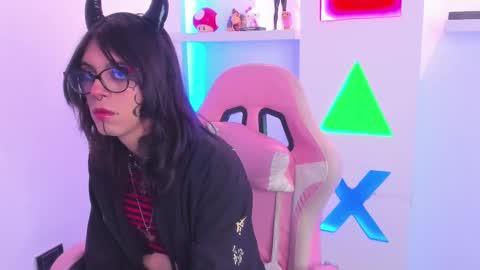 Snapshot of lullaby_charade chatting on 10/21/25, 11:55 Cookie online show from 10/21/25, 11:55