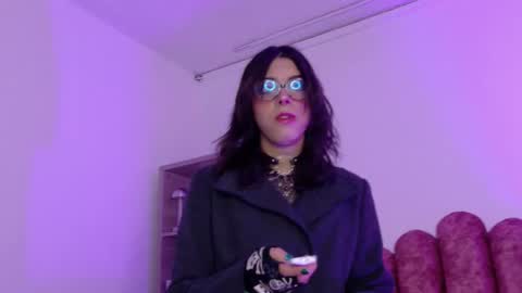 Snapshot of lullaby_charade chatting on 11/14/25, 12:04 Cookie online show from 11/14/25, 12:04