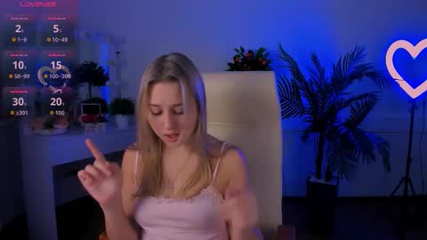 Lily online show from 10/21/25, 07:53