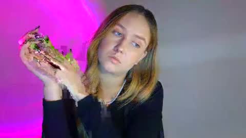 Lulu Baby18 online show from 10/20/25, 02:50