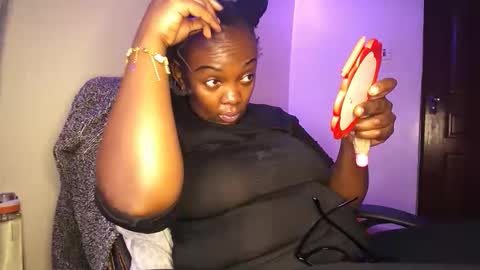 lulu_sparks1 online show from 10/17/25, 06:05