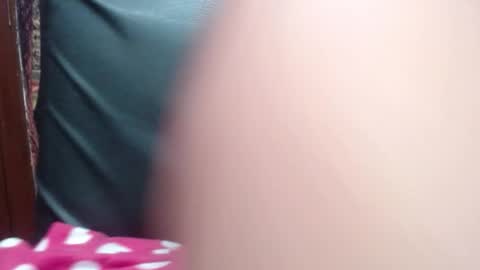  Lulu  online show from 10/16/25, 01:23