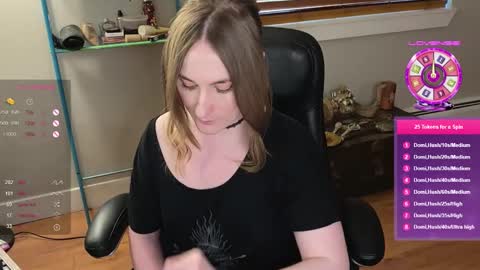 Lulu online show from 03/03/25, 11:56