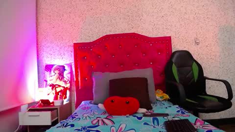 Luly online show from 10/22/25, 06:13