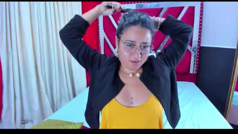 Luna  online show from 10/07/25, 08:50