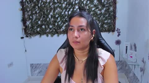 Luna  online show from 10/11/25, 08:29