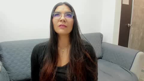 luna  online show from 11/20/25, 11:10