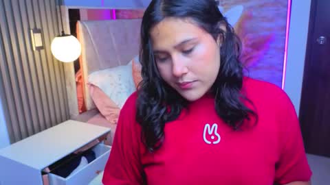 Luna  Jonez  online show from 10/26/25, 09:15