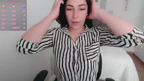 luna online show from 10/09/25, 12:14