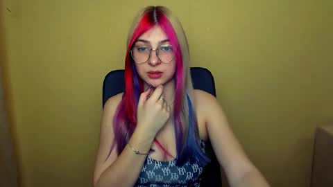 Snapshot of luna_lush_ chatting on 03/04/25, 07:41 Luna online show from 03/04/25, 07:41