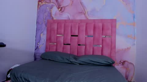 Snapshot of luna_sweeett_ chatting on 12/07/24, 12:13 Luna online show from 12/07/24, 12:13