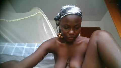 luna_tease online show from 11/06/25, 12:06