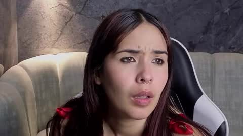 Live 1500am 2100pm COLOMBIAN HOUR online show from 10/25/25, 08:14