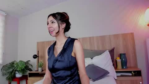 Snapshot of luna_willians chatting on 10/15/25, 01:55 luna online show from 10/15/25, 01:55