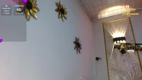 Luna online show from 11/02/25, 03:42