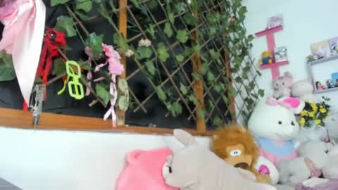 Snapshot of lunacristal_moon chatting on 02/25/25, 10:58 lunacristal_moon online show from 02/25/25, 10:58