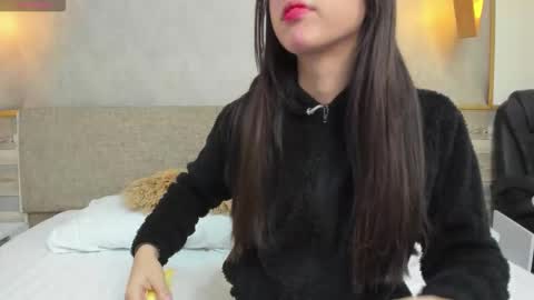 LUNA  online show from 11/14/25, 03:00