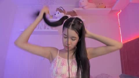 Snapshot of lunagarciia_ chatting on 09/15/25, 10:04 Luna Garcia online show from 09/15/25, 10:04