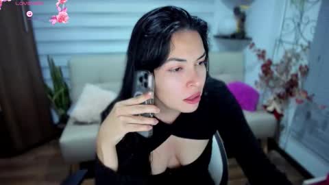 Luna online show from 10/28/25, 12:25