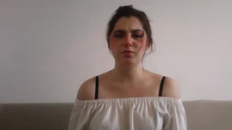 Snapshot of lunamoody chatting on 10/03/25, 10:12 lunamoody online show from 10/03/25, 10:12