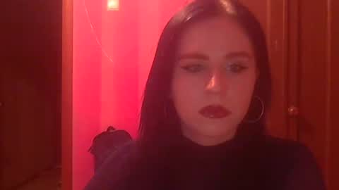 Snapshot of lunamystique_ chatting on 01/22/25, 09:54 lunamystique_ online show from 01/22/25, 09:54