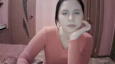Snapshot of lunamystique_ chatting on 01/27/25, 04:43 lunamystique_ online show from 01/27/25, 04:43