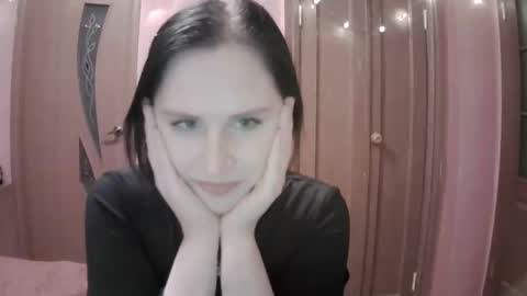 Snapshot of lunamystique_ chatting on 01/27/25, 07:46 lunamystique_ online show from 01/27/25, 07:46