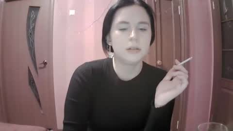 Snapshot of lunamystique_ chatting on 02/10/25, 08:00 lunamystique_ online show from 02/10/25, 08:00