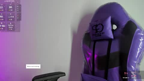 Luna  online show from 10/12/25, 03:11