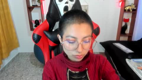 lunarichy online show from 10/21/25, 08:20