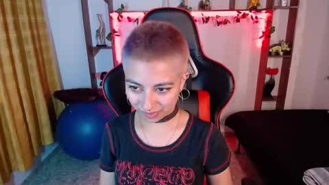 lunarichy online show from 11/05/25, 08:31