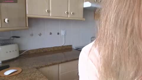  Luna online show from 09/28/25, 10:31