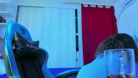 luna online show from 11/08/25, 02:50