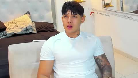 Lunay online show from 11/19/25, 12:21