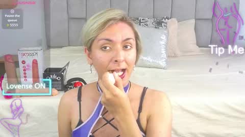 Snapshot of lunitadiva chatting on 10/26/25, 06:58 lunitadiva online show from 10/26/25, 06:58