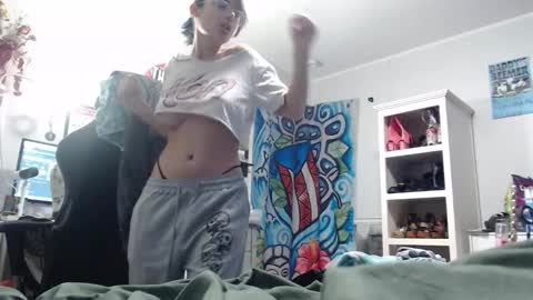 Lunobbione online show from 10/16/25, 01:17