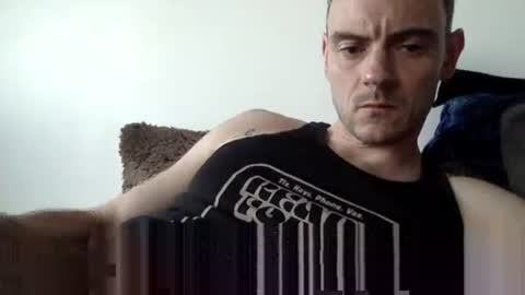 Snapshot of lupine_666 chatting on 11/17/25, 03:51 Lupine online show from 11/17/25, 03:51