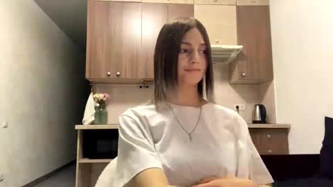 Snapshot of lurlineoline chatting on 10/23/25, 06:28 May online show from 10/23/25, 06:28