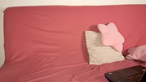 Snapshot of luros_modasy chatting on 02/22/25, 01:33 Luros Modasy online show from 02/22/25, 01:33