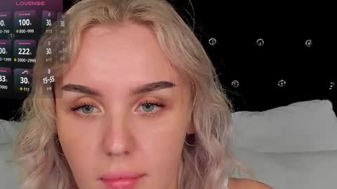 Snapshot of lushcherry chatting on 10/11/25, 10:52 your sweet Liana online show from 10/11/25, 10:52