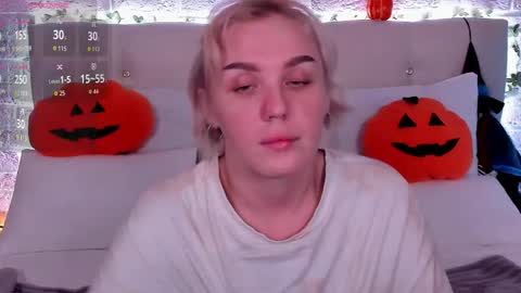 Snapshot of lushcherry chatting on 10/27/25, 10:36 your sweet Liana online show from 10/27/25, 10:36