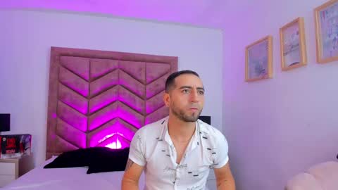 Lushian And Luna online show from 09/18/25, 03:14