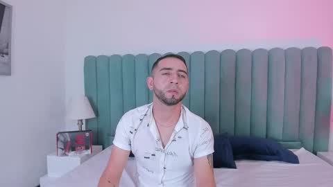 Lushian And Luna online show from 09/26/25, 02:32