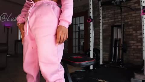 SHOWS ALL MONDAY WEDNESDAYFRIDAYSATURDAY  IN THE MORNING online show from 02/19/25, 04:33