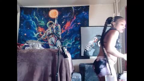 LUST online show from 10/23/25, 09:02