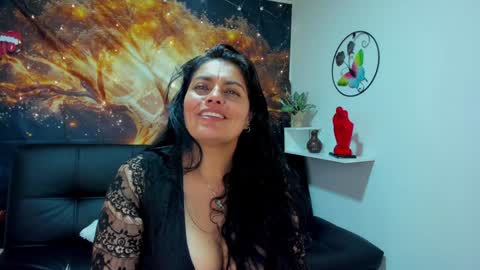 Angela 3 online show from 12/31/24, 05:40