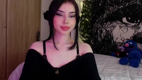 Snapshot of lustful_aprilx chatting on 03/09/25, 07:37 Valerie  April   online show from 03/09/25, 07:37